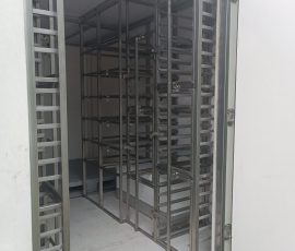 Etagères inox pour camion frigorifique